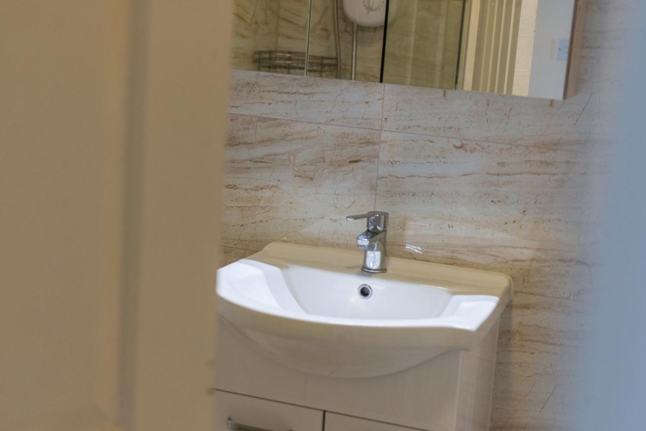 Bright And Modern 2 Bed Apartment EDI Buitenkant foto